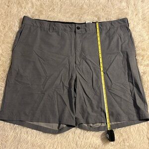 Men’s Gray Golf Shorts
